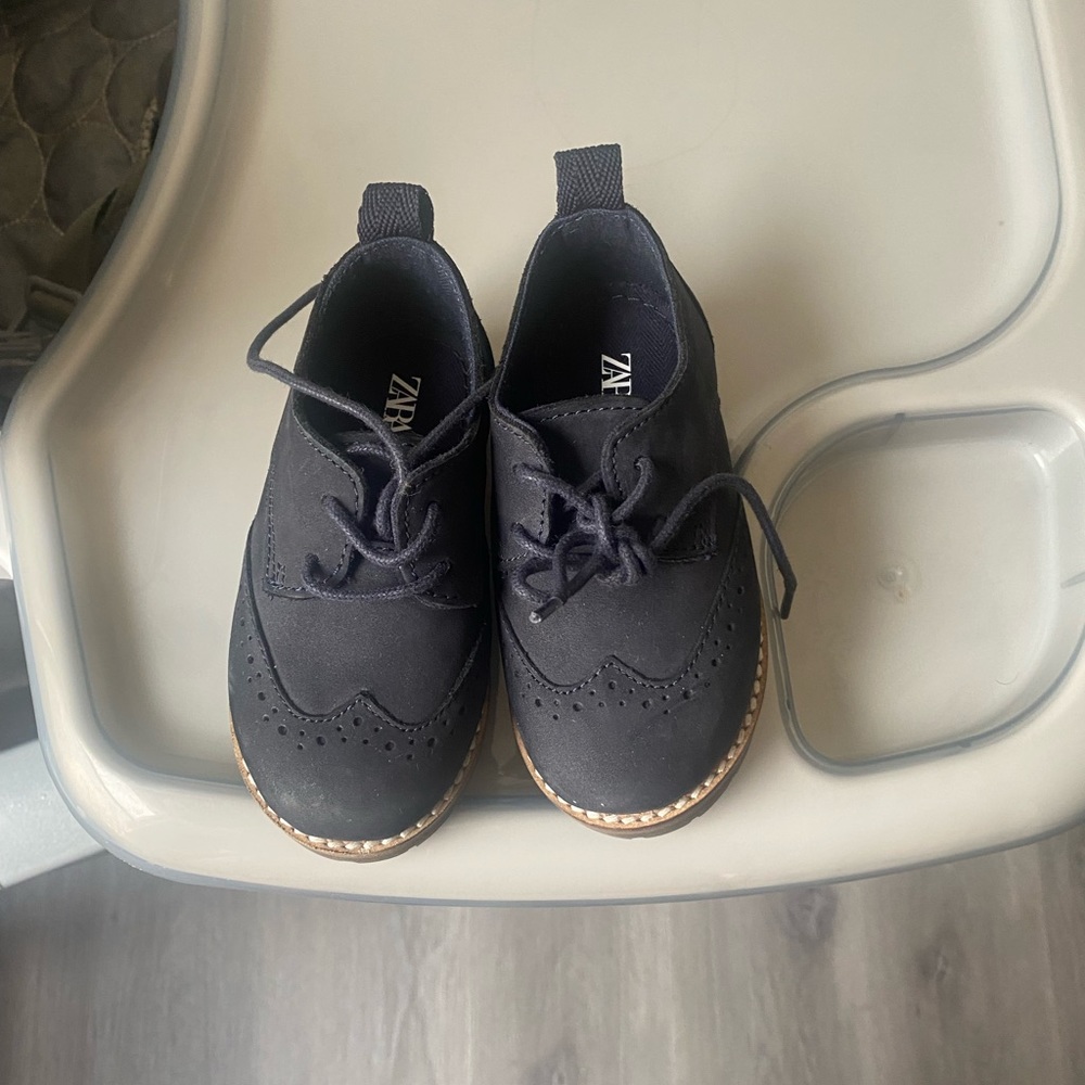 Vintage navy Zara shoes